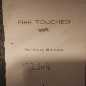 Patricia Briggs autograph